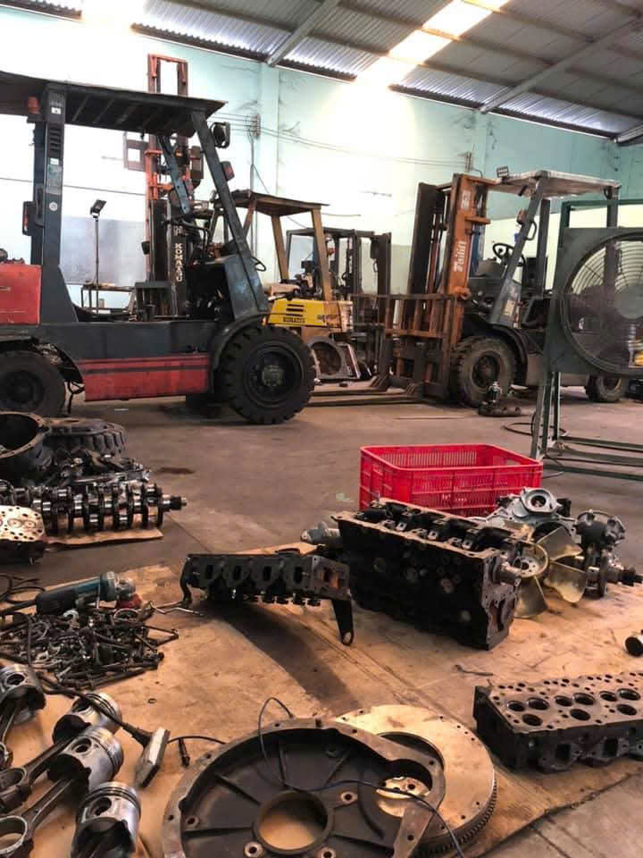 Sửa chữa xe nâng động cơ dầu diesel