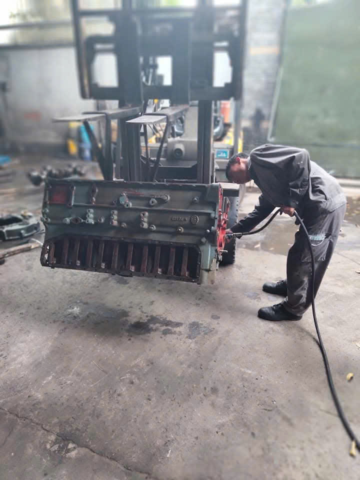 CÔNG TY TNHH TÂN TIẾN PHÁT FORKLIFT